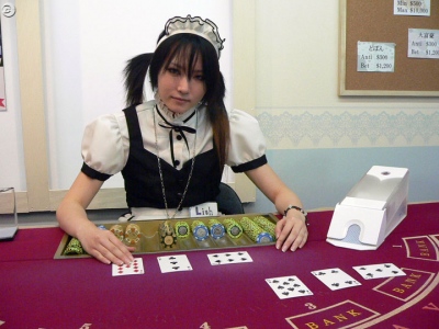 casinomaid1.jpg